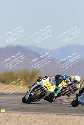 media/Mar-21-2025-CVMA Friday Practice (Fri) [[30cd4fe323]]/3-Racer 2/Session 6 (Turn 15)/